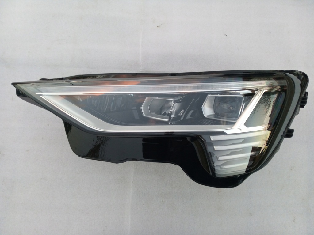 audi e tron faro izq. full led 4ke941039 (#)