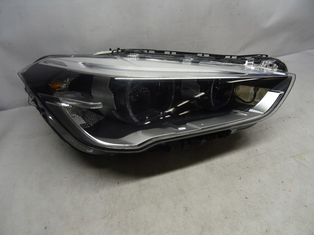 bmw x1 f48 faro full led der.. 90146782 (#)