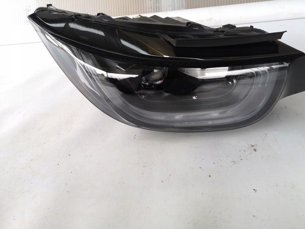 bmw i3 faro full led adaptativo der.. entero (#)