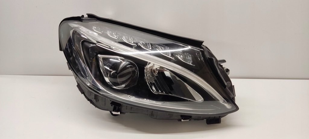 mercedes clase c 205 faro der.. led performance (#)