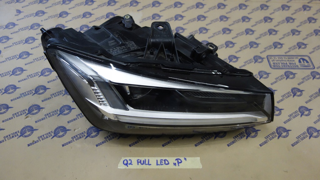 audi q2 full led der.. 81a faro der.. (#)