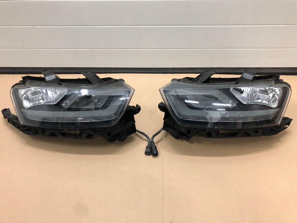  faro audi q3 halogeno faro reektory 8u0 (#)