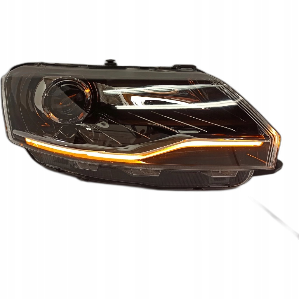  faro der.. xénon skoda rapid lift 5jb941016c (#)