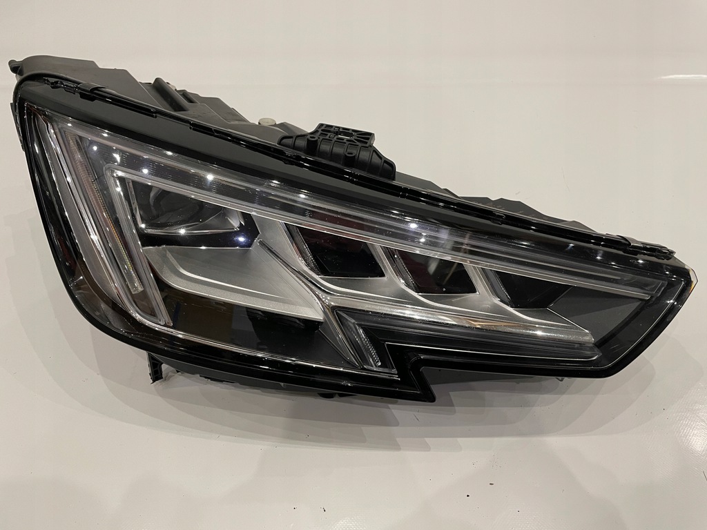 audi a4 b9 faro full led der.. matrix 8w0941036 (#)
