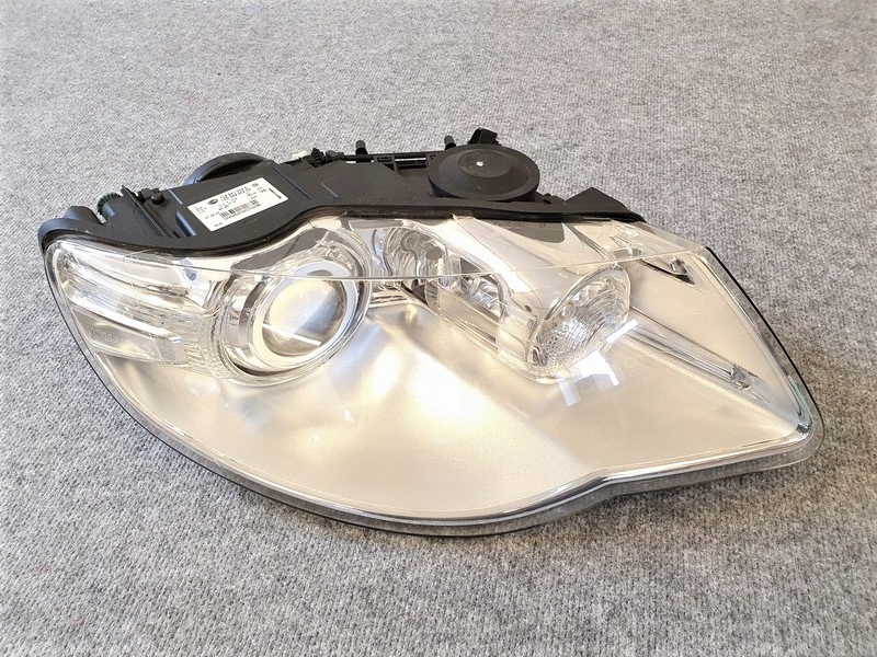 vw touareg 7l lift 7l6941032c xénon der.. oe (#)