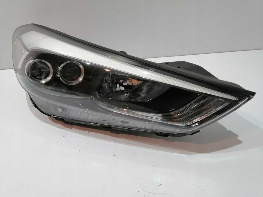 hyundai  tucson iii faro der.. delantera (#)