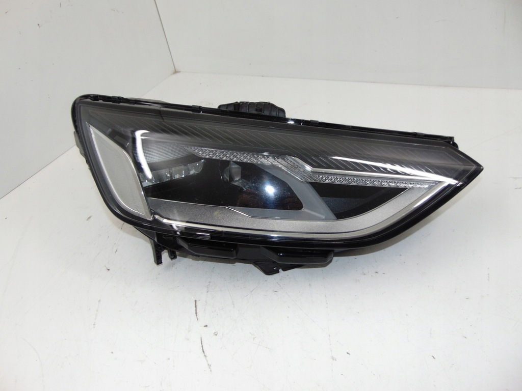audi a4 b9 8w0 lift faro der.. full led 8w0941012 (#)