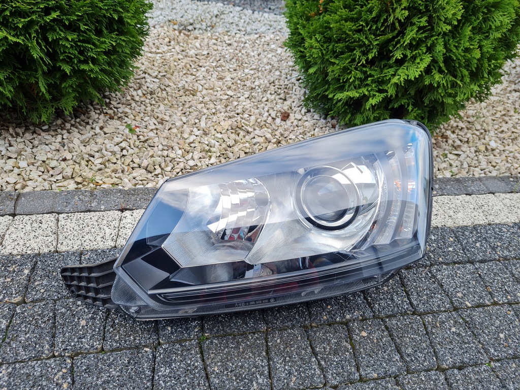 skoda yeti 5l1 lift bi xénon dynamic led perfecto (#)