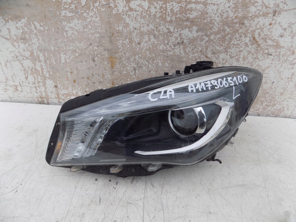  faro frente izq. mercedes cla a117 a1179065100 (#)