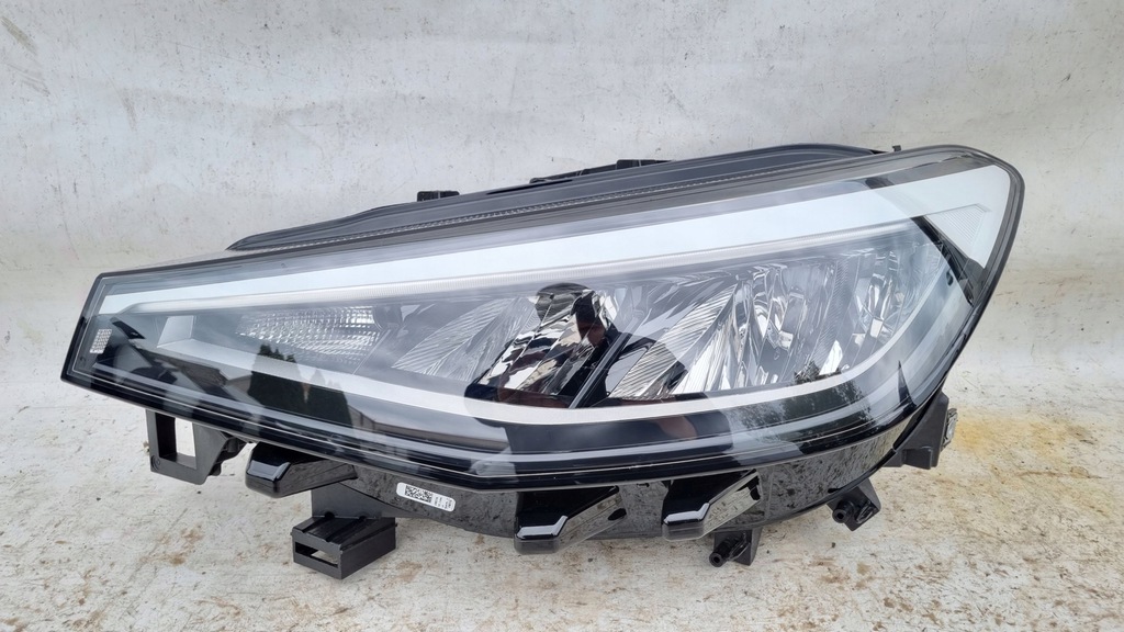  faro frente vw id 4 20 > izq. led entero (#)