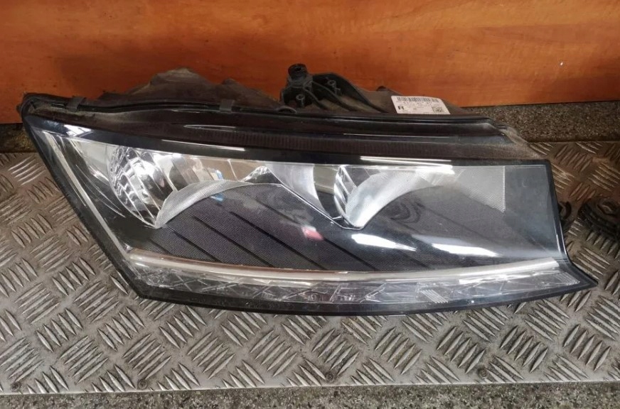 skoda fabia iii fl faro frente izq. der.. led (#)