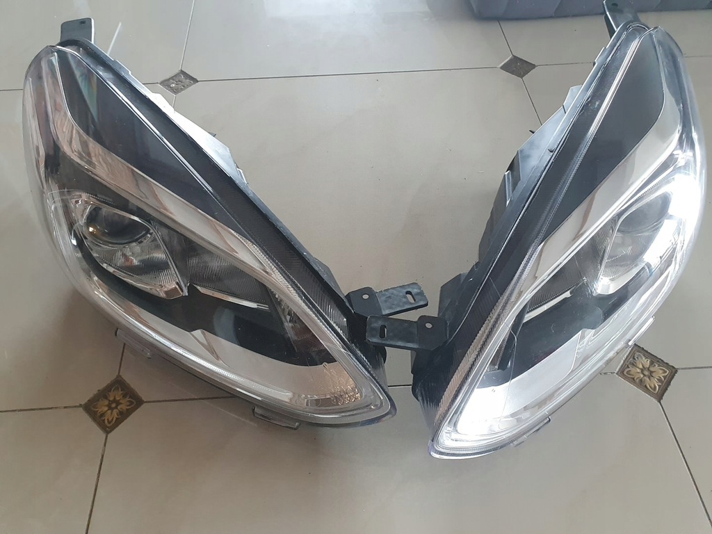 ford fiesta mk8 lentilla led perfectos lote (#)