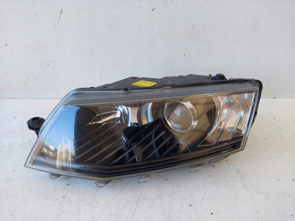 skoda octavia iii faro frente izq. 5e1941015 b (#)