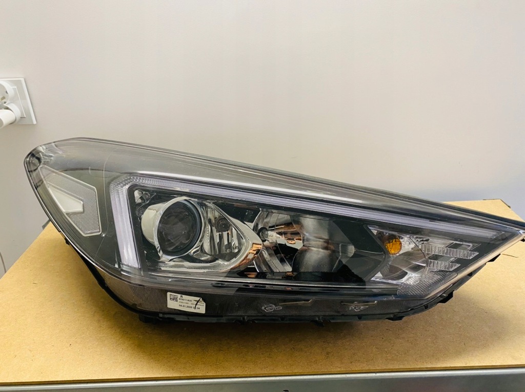  faro der.. hyundai  tucson ii 2 lift europa 2018 (#)