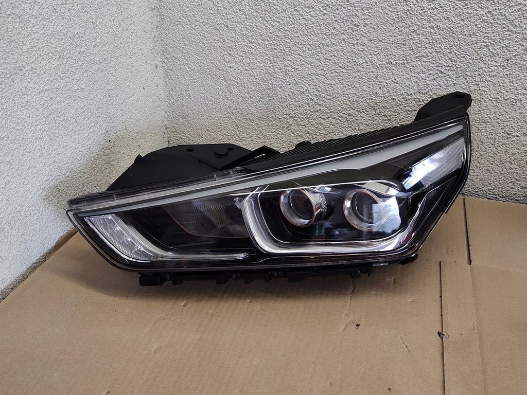 hyundai  ioniq full led faro  (#)