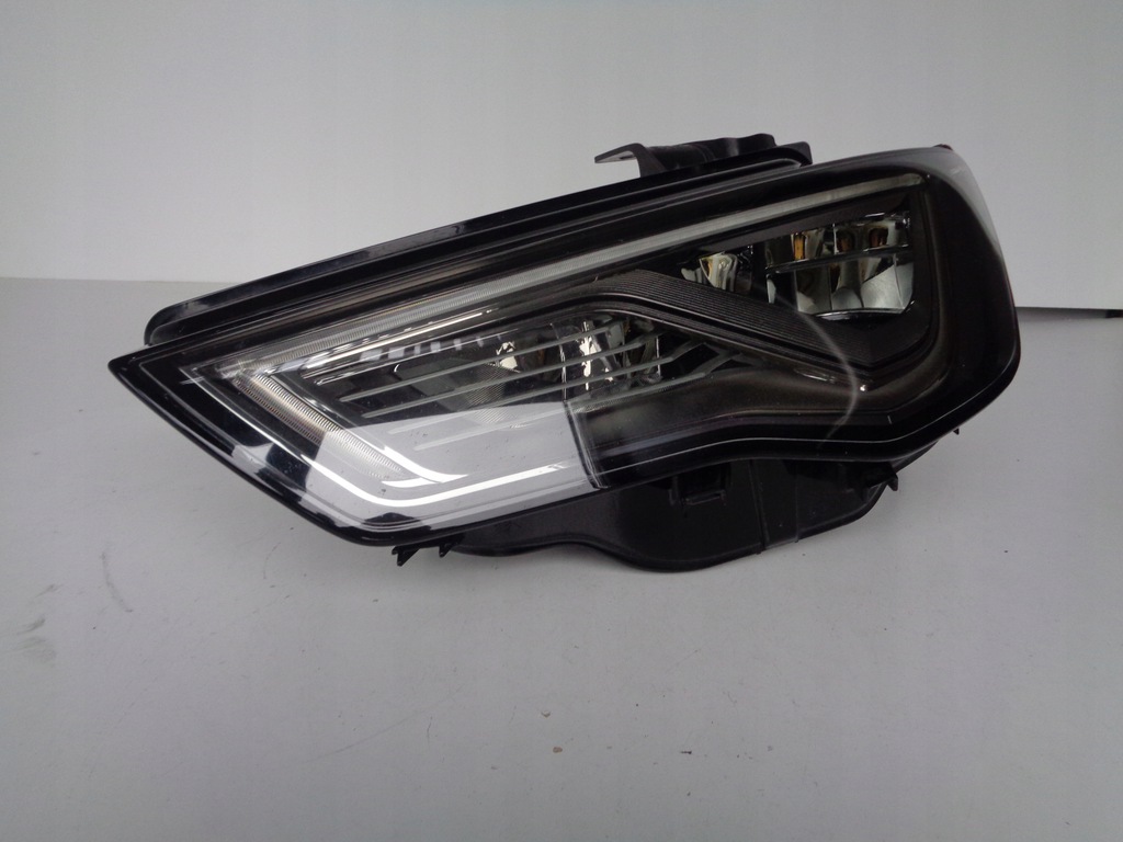  faro izq. audi a3 s3 8v 12 16 full led (#)