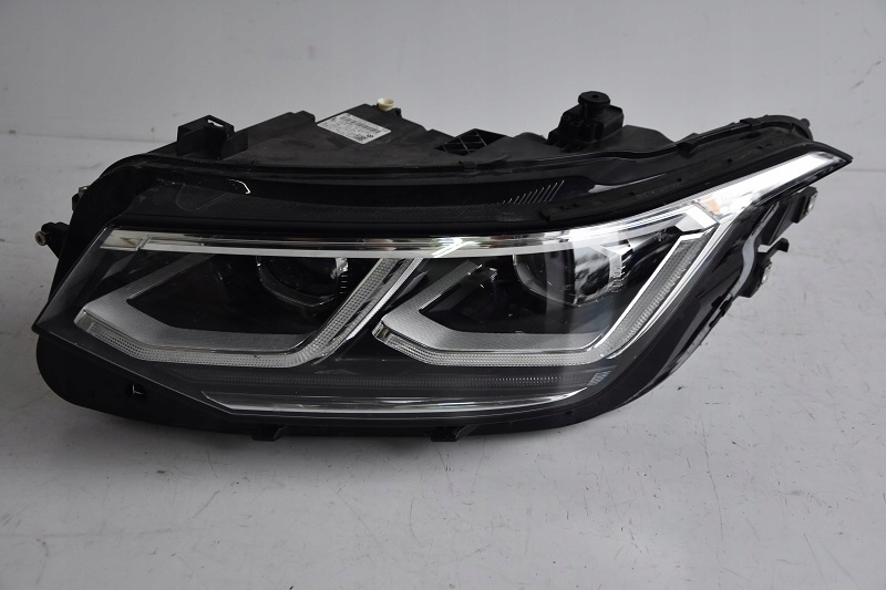 vw tiguan 5nb 5na lift faro  (#)
