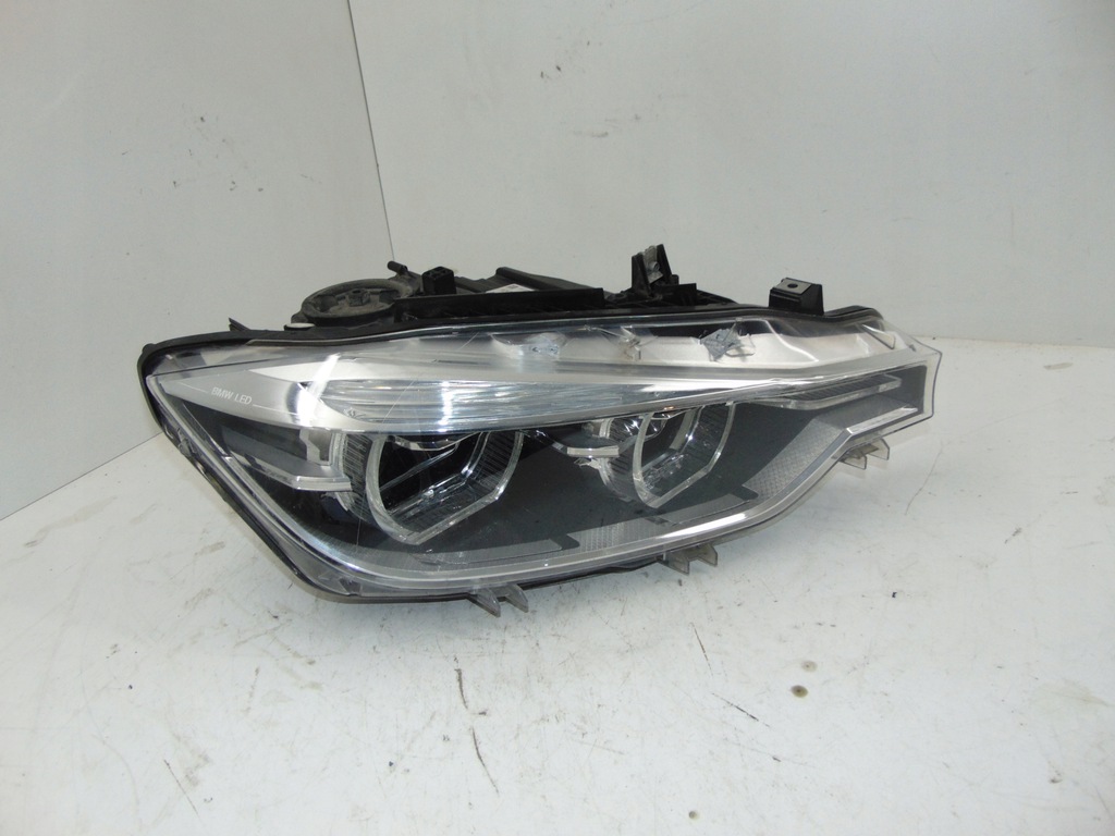 bmw f30 f31 lift 15 faro der.. full led 8738712 (#)