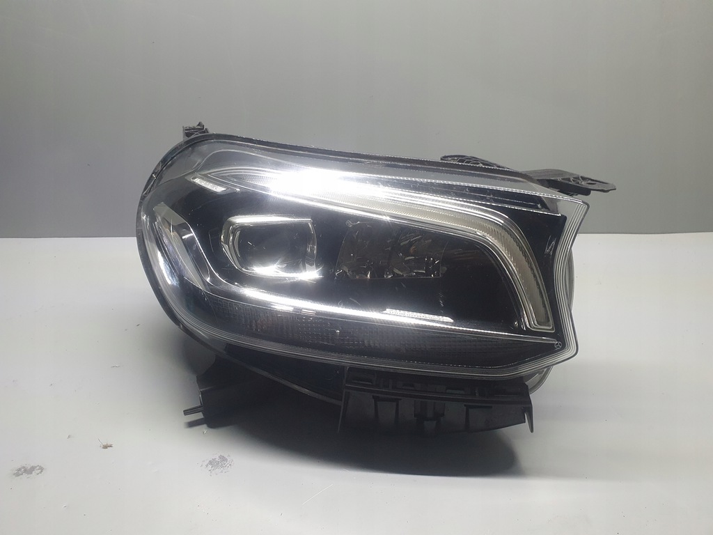  faro der.. full led mercedes x470 (#)