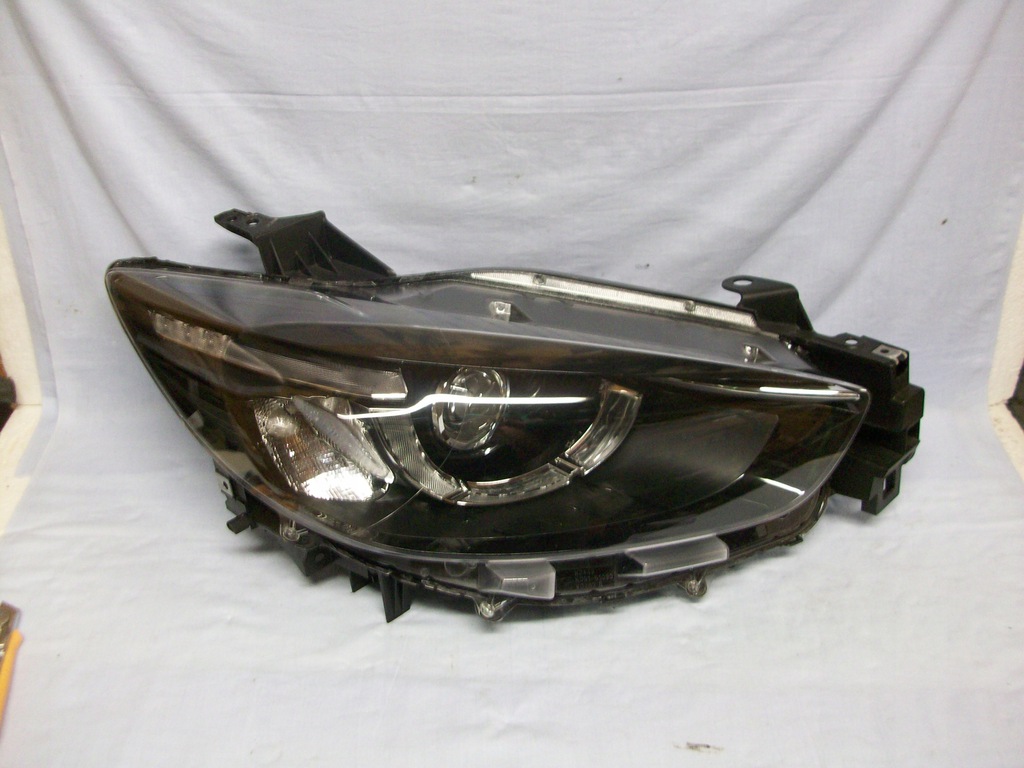 der.. mazda cx5 full led   europa 8 pin (#)
