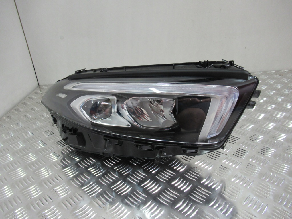a clase w177 faro frente der.. full led (#)