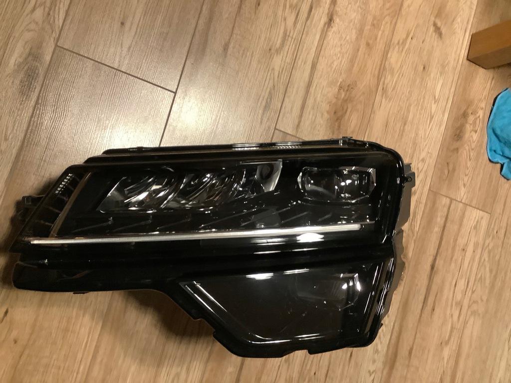 skoda karoq faro ful leed l p 57b 941 015 f (#)