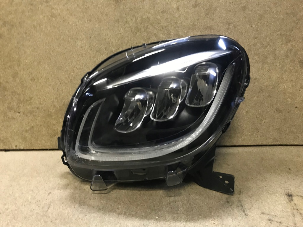  faro izq. smart 453 full led 260606726r (#)