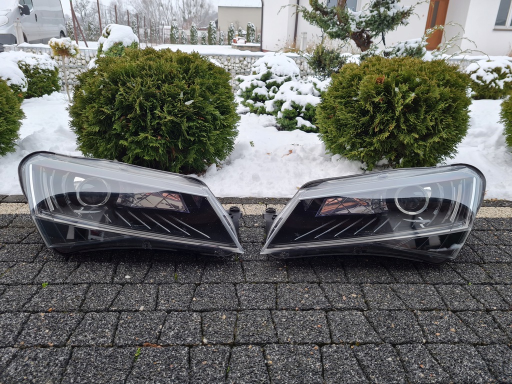 skoda superb iii 3v1 bi xénon dynamic led perfectos (#)