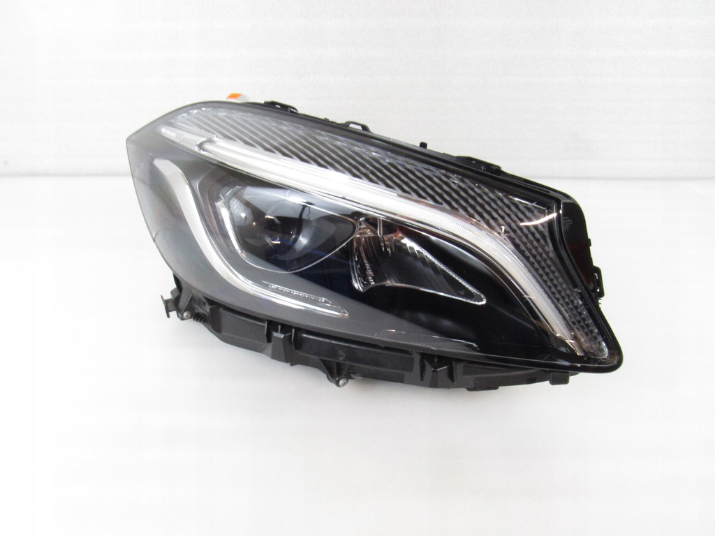  faro frente der.. mercedes benz a clase a176 lift (#)