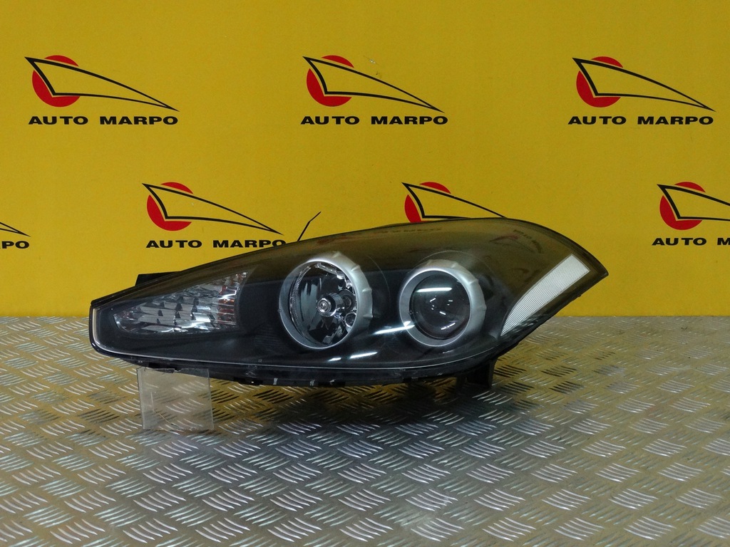 hyundai  coupe tiburon 2007 faro l eu (#)
