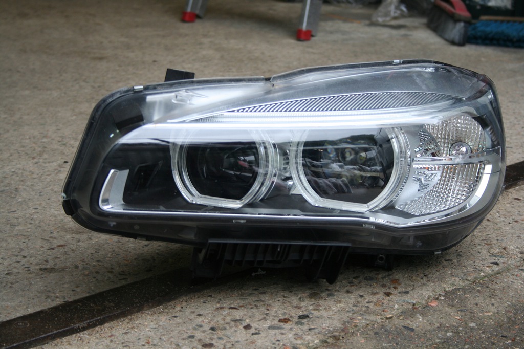 bmw 2 f45 f46 full led  izq.  (#)