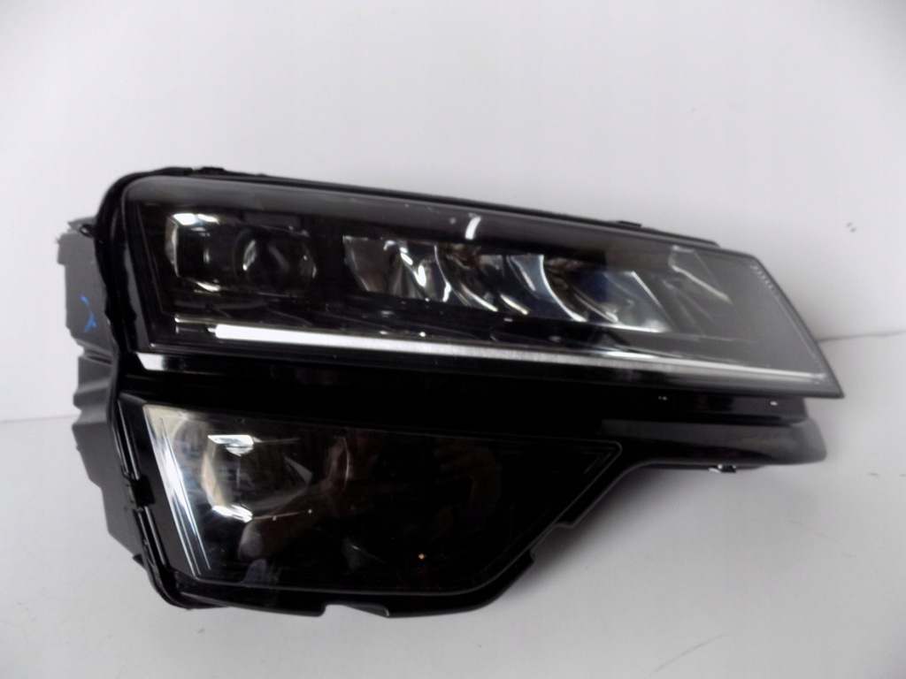 skoda karoq faro delantero led der.. 4426 (#)