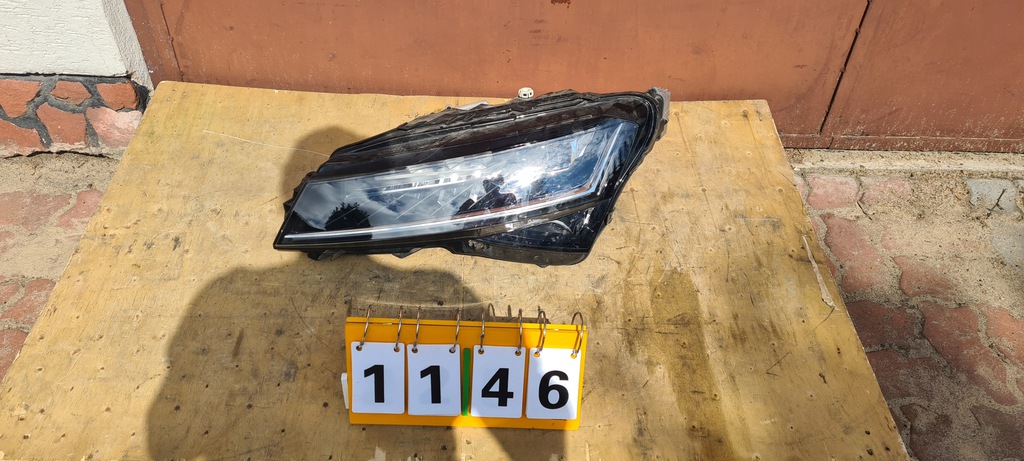  faro izq. skoda superb iii lift (#)