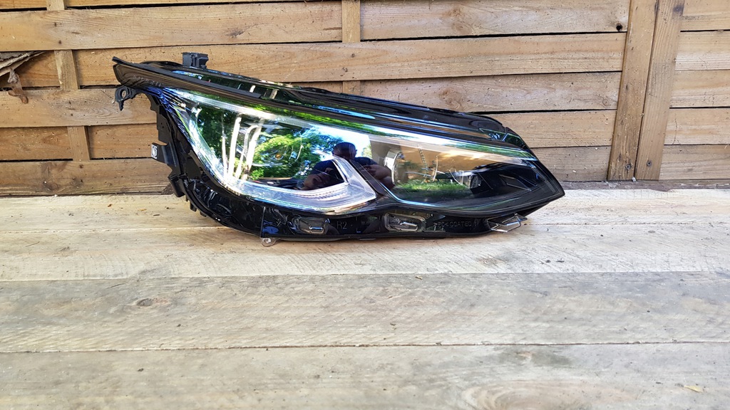 vw golf viii 8 r line 5h1 iq full led der.. faro  (#)