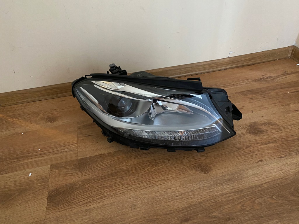 mercedes gle a166 8201459 faro der.. estandar (#)