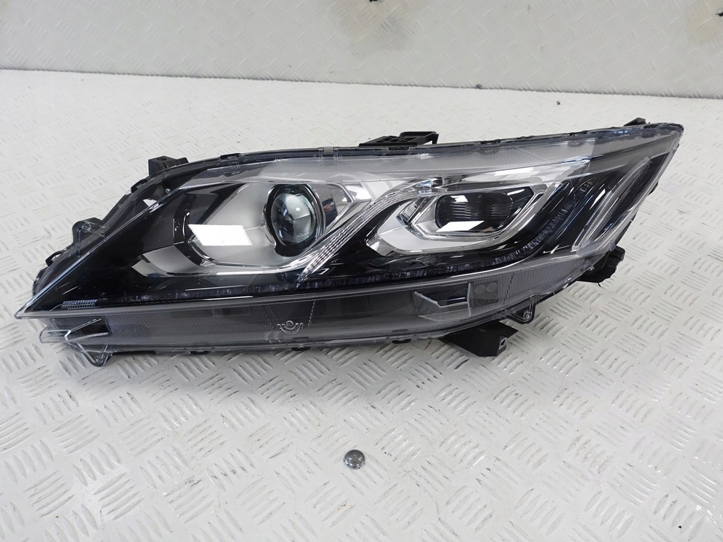 mitsubishi eclipse cross 18 estandar led izq. eu (#)