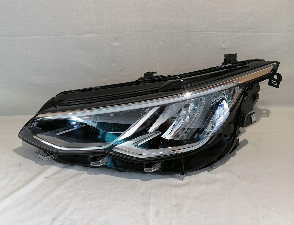 vw golf viii faro izq. full led (#)