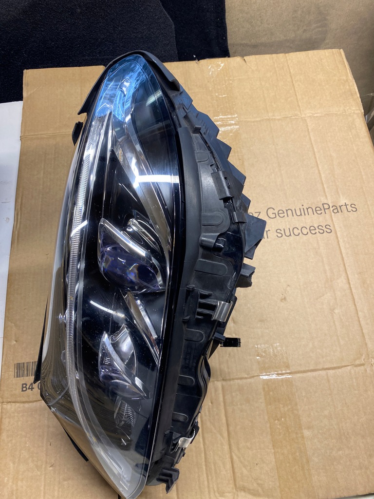  faro delantero izq. led mercedes c a2059063104 (#)