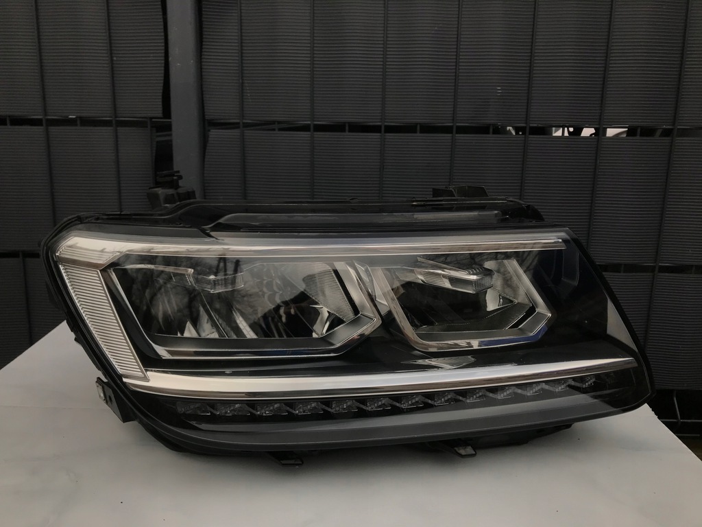 vw tiguan 5n der.. faro frente full led 2016 (#)