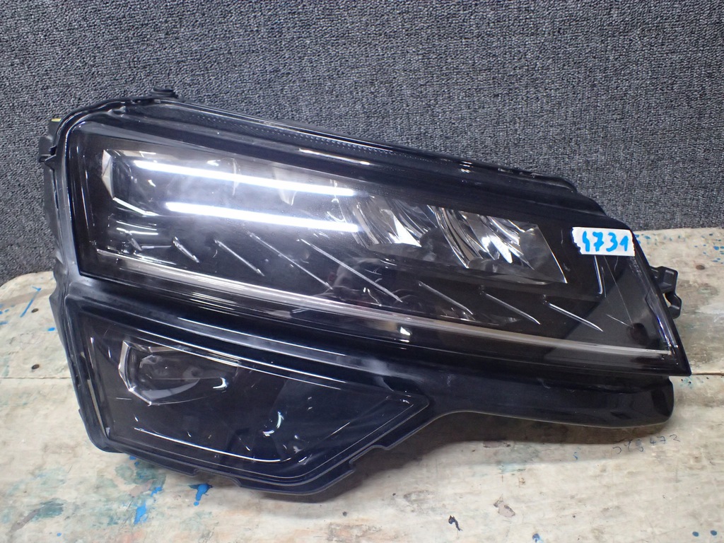  faro frente der.. skoda karoq 57b941016b (#)