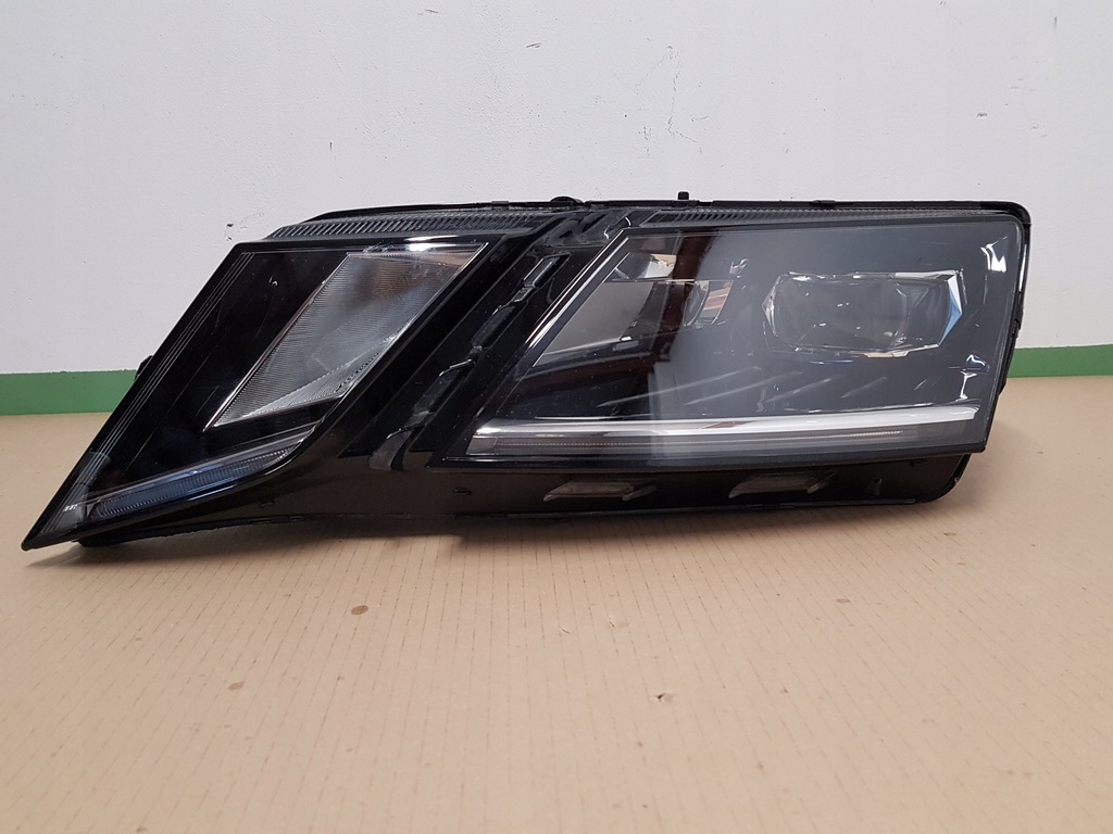  faro izq. xénon full led skoda octavia modelo  nuevo  (#)