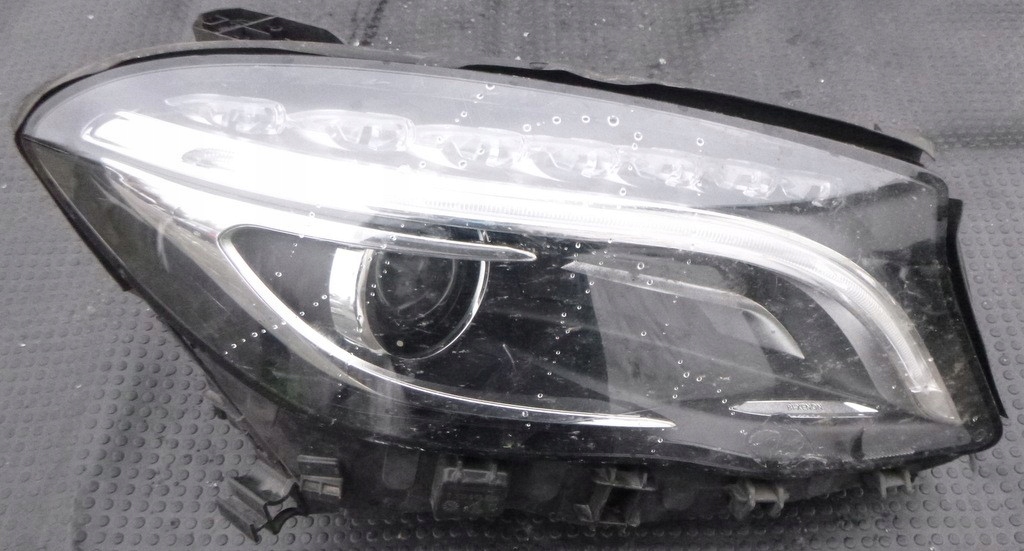 mercedes gla w156 faro der.. a1569063200 (#)
