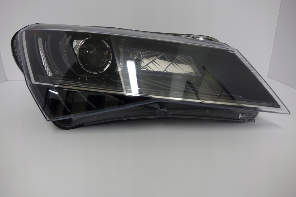 skoda superb iii led bi xénon skr 3v1941015b (#)