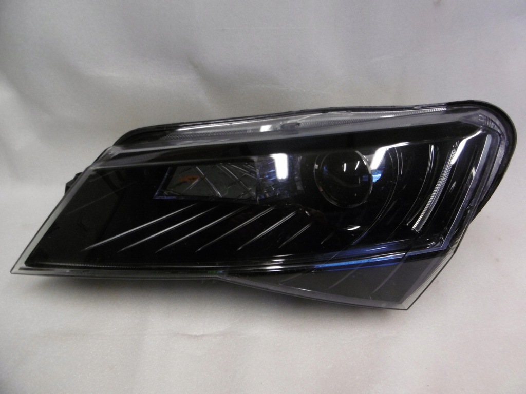 skoda superb iii faro delantero izq. bixenon led (#)