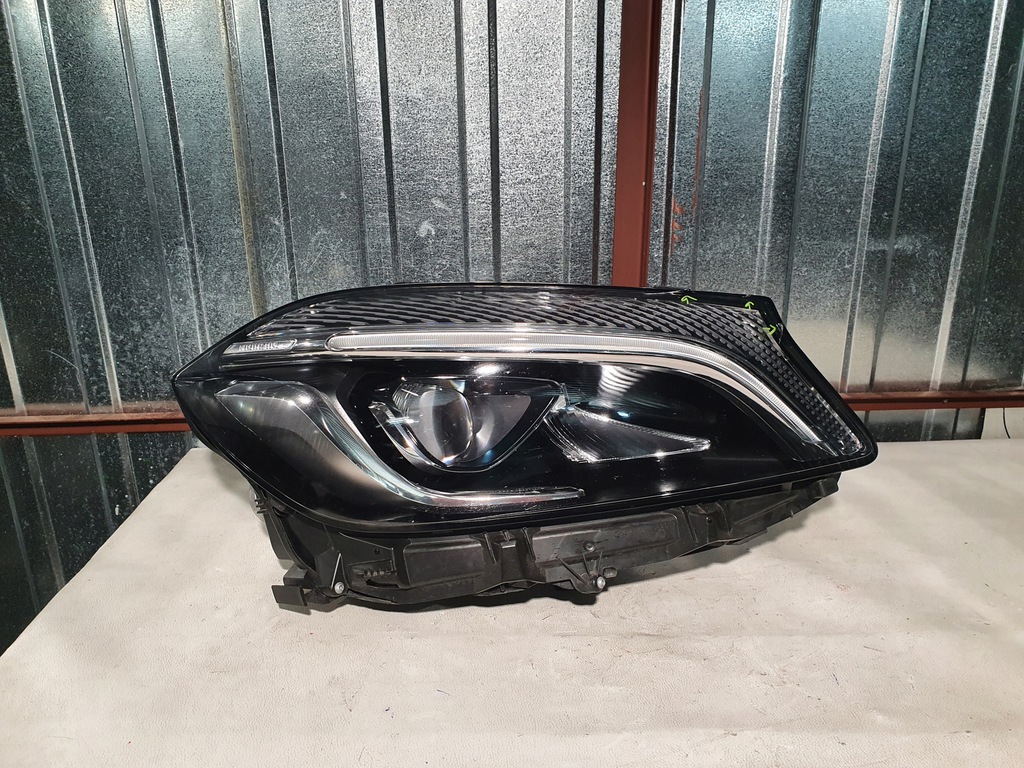  faro frente der.. mercedes a clase w176 lift led (#)