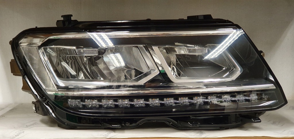  faro frente der.. full led vw tiguan ii 5nb941036d (#)