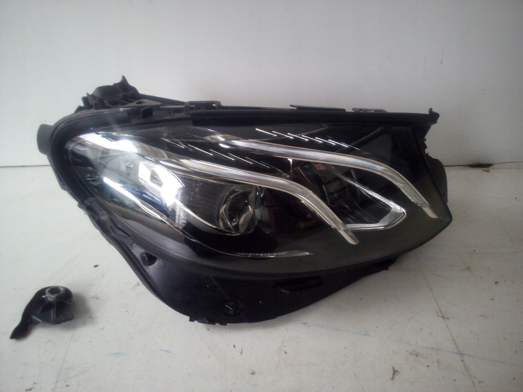 mercedes w 213 faro der.. performance full led (#)