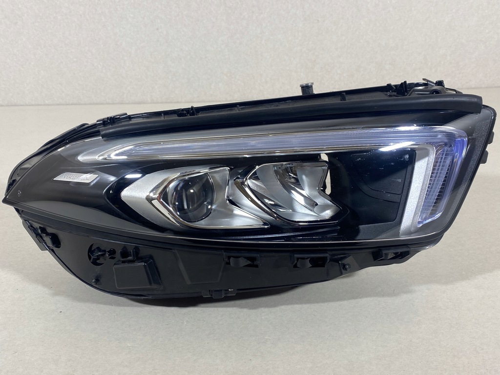 mercedes a clase w177 full led faro frente der.. (#)