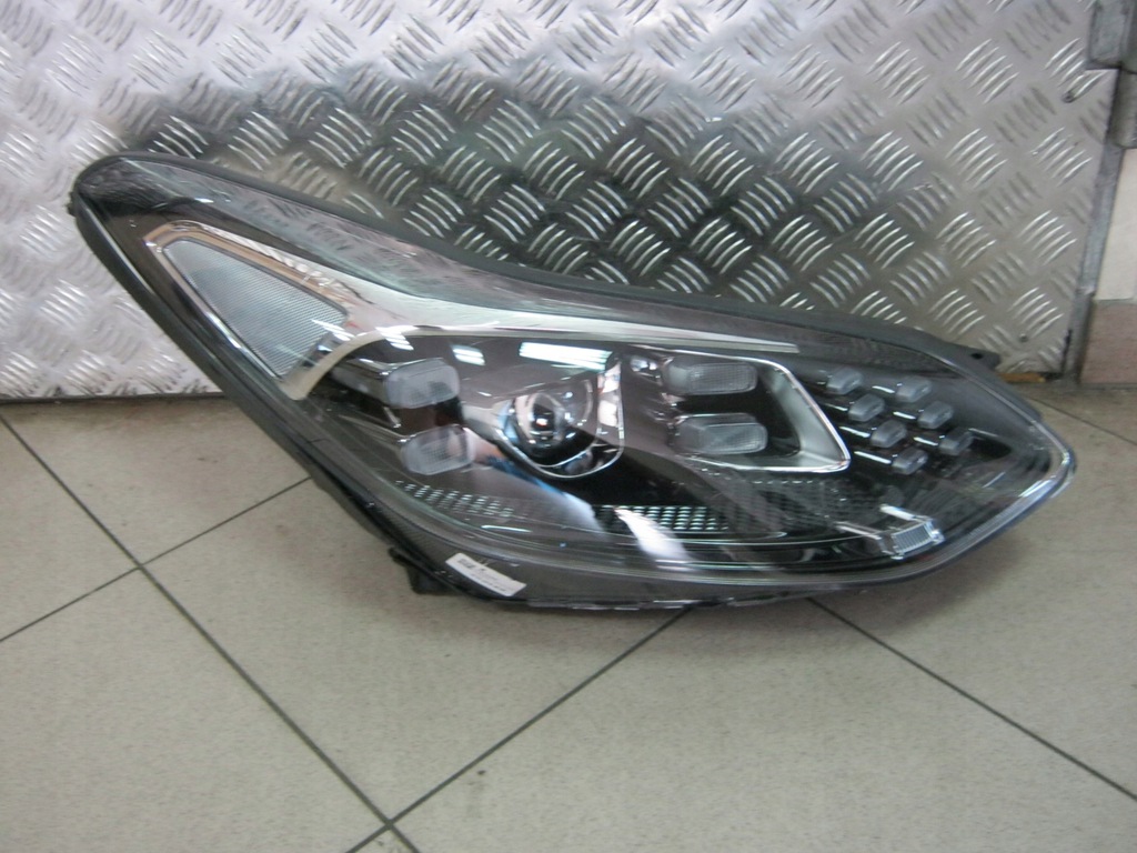  faro der..  kia  sportage 18 led (#)