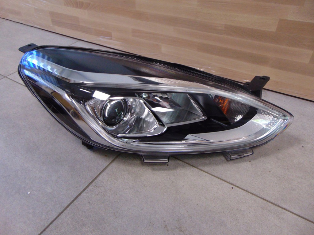  faro der.. lentilla ford fiesta mk8 h1bb13w029cd (#)